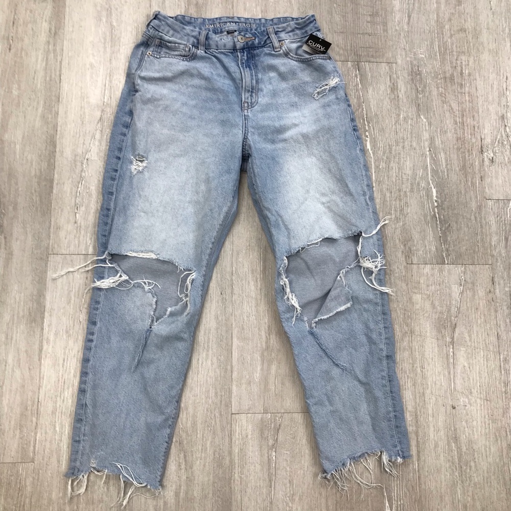 American Eagle Distressed Light Blue Jeans - size 10 short.